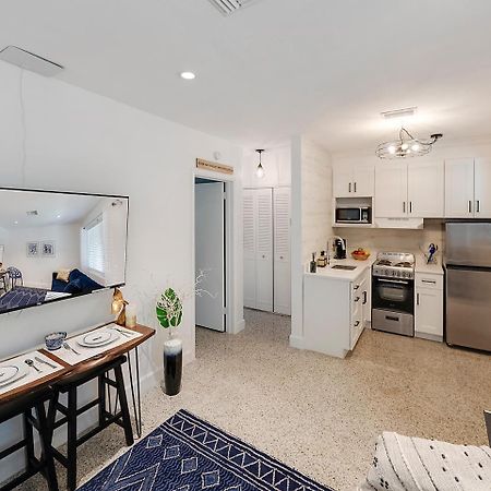 Beautiful 1 Bedroom Steps To The Beach! West Palm Beach Zewnętrze zdjęcie
